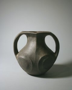 Sichuan burnished dark gray pottery Amphora, 3rd-2nd century B.C.